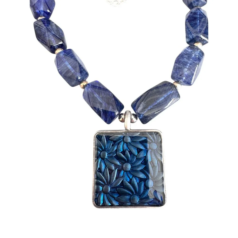 Handcut Blueberry Quartz Stone with Enamel Pendant Necklace #7092